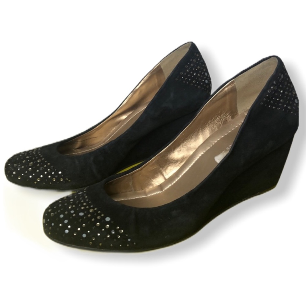 BCBG Generation Black Trinity Suede Sparkly Wedge Pumps Size 8.5